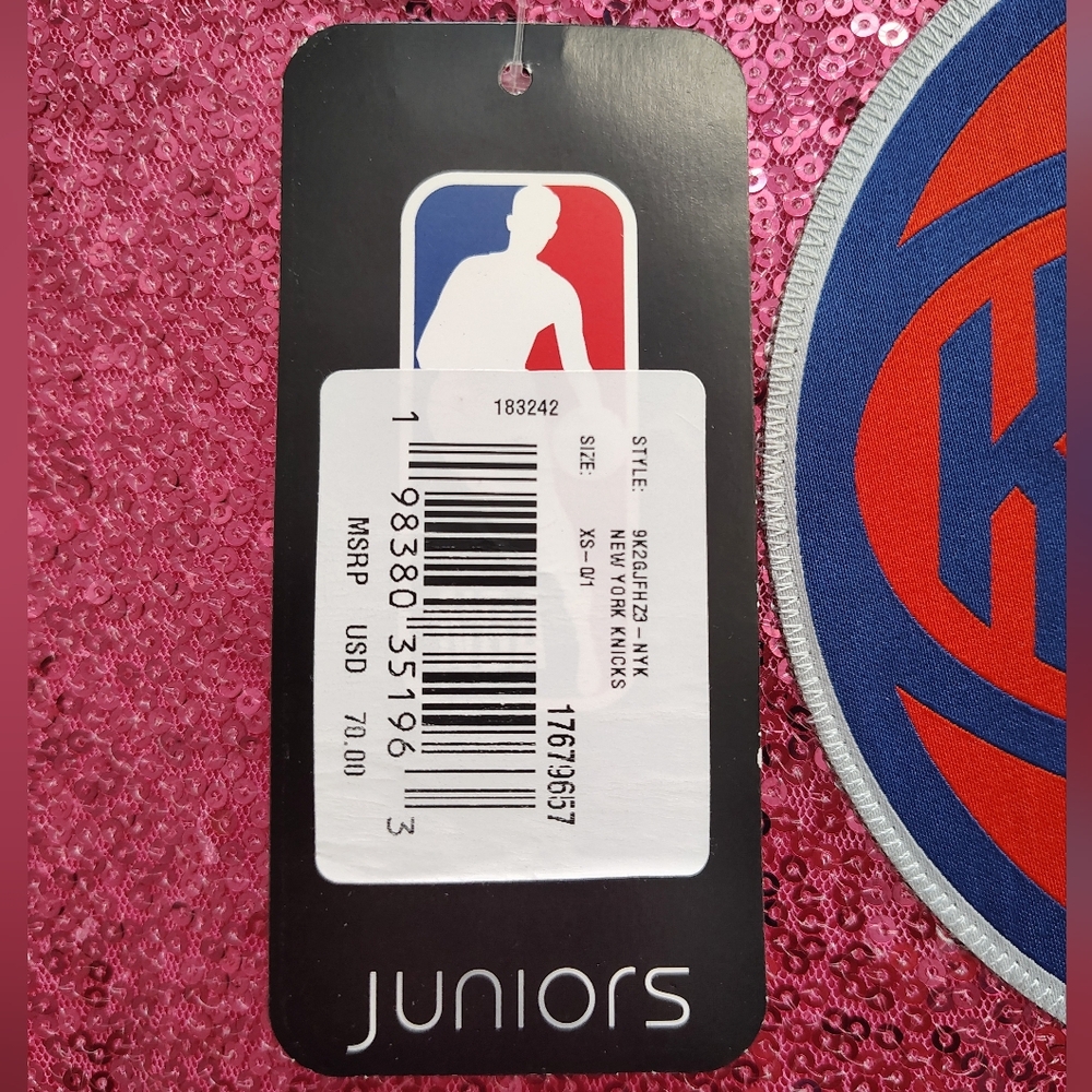 NEW YORK  KNICKS  TOP - Picture 3 of 3